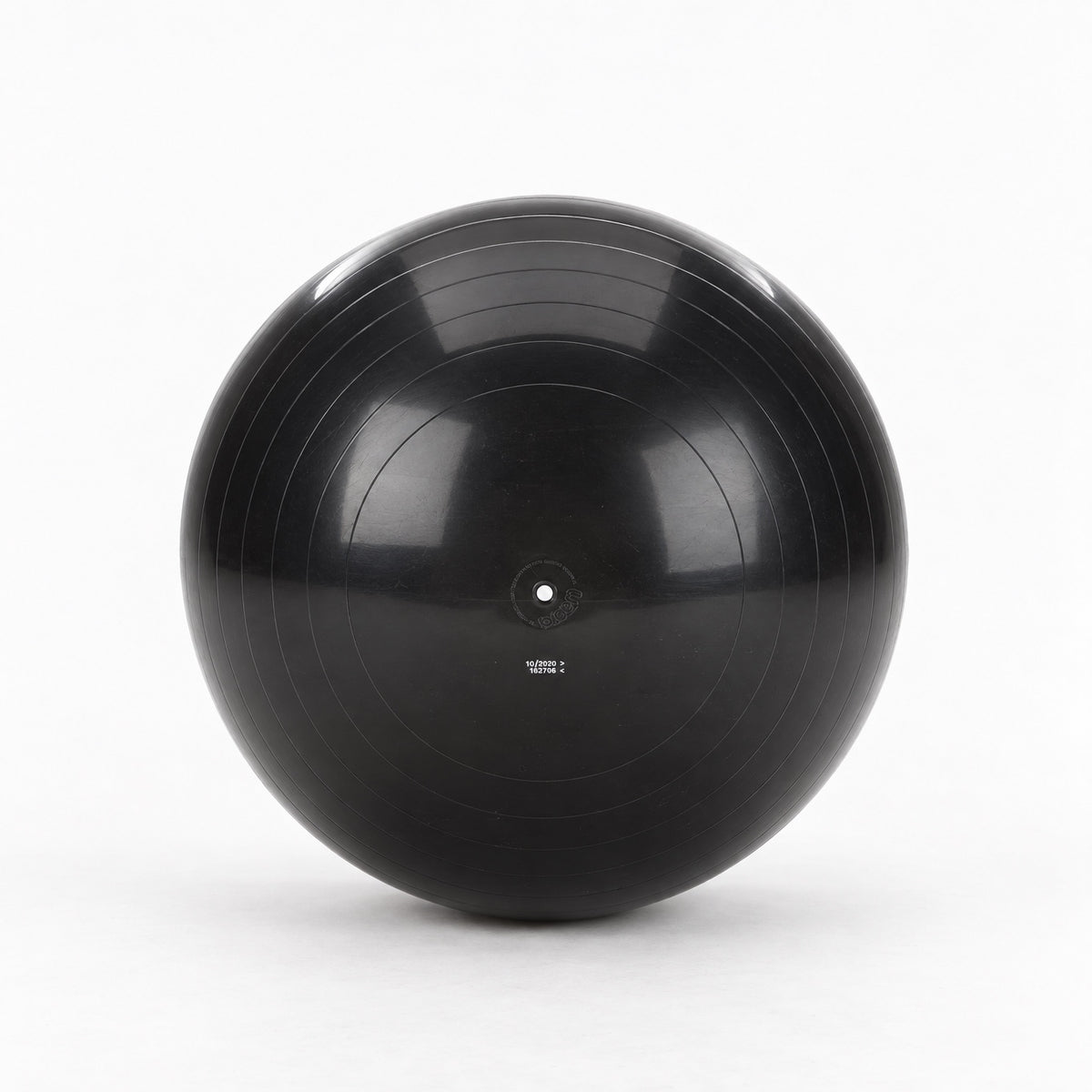 The Play Ball, 40 in (102 cm), black, back with valve